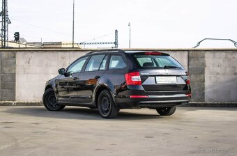 Škoda Octavia Combi 2.0 TDI JOY - 4