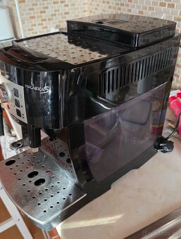 Delonghi Magnifica S - 4