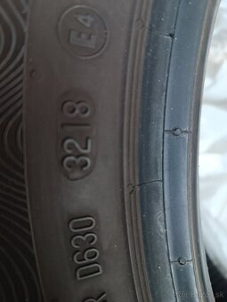 Pneu, 215/55/17 - 4