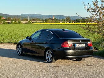 BMW e90 325D 145kW, koža, bixenon, navi - 4