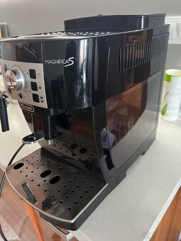 Delonghi - 4
