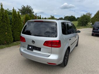 Volkswagen Touran 2011 - 4