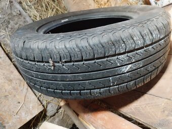 215/65r16 - 4