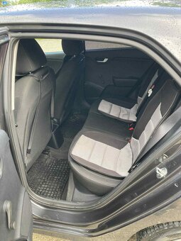 Kia rio 2018 1.2 62kw - 4