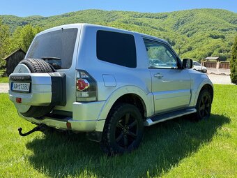 Mitsubishi Pajero IV 3.2 DiD 147kw 2 miestna verzia - 4