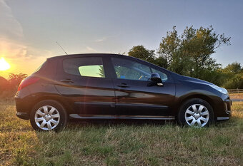 Peugeot 308 hatchback, 1,4 Confort, 70kW, benzín - 4