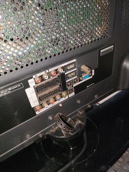 Samsung TV - 4