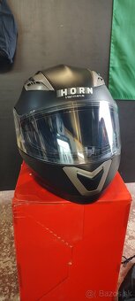 Prilba HORN - 4