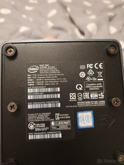 Intel NUC 8 - 4