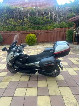 Honda 225 - 4