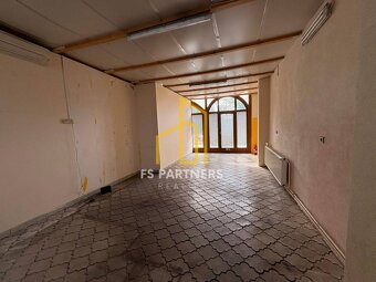 Na prenájom obchodný priestor – Petőfiho, Komárno, bývalé kv - 4