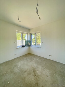 Predaj 4.izbový rodinný dom,novostavba, Mojmírovce 14km od N - 4