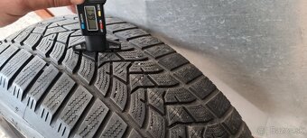 Predám zimne pneumatiky 4xDunlop WinterSport5 215/60r16 M+S - 4