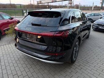 Audi E-tron 50 Quattro VzduchKožaŤažné - 4