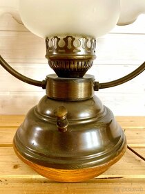 Stará krásná mohutná lampa ve stylu petrolejky - 4
