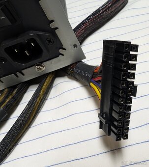 Napájací zdroj pre PC-Corsair CX600 - 4