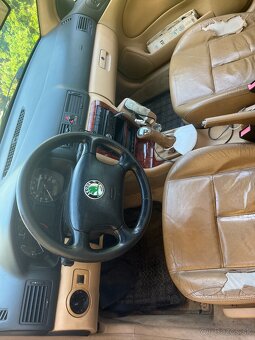 NEPOJAZDNÁ Škoda Octavia 1.9TDI 81KW Laurin&Klement - 4
