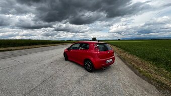 Fiat Grande Punto - 4