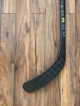 Hokejka Bauer AG5NT - SR - nová - 4