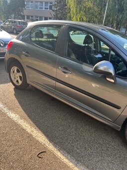 Peugeot 207 1,4i 54kw - 4
