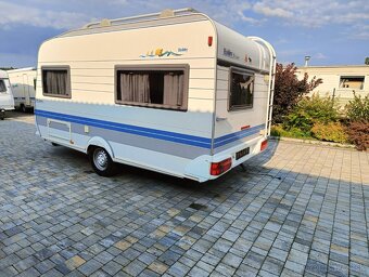 Obytny prives Hobby De Luxe 400 - predstan - 4