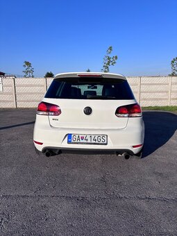 VW Golf 6 GTI 2.0 TSI - 4