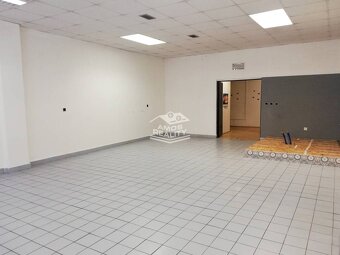 PRENÁJOM, obchodný priestor 75 m2, centrum mesta Malacky - 4