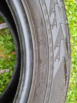 Pneu 225/55 R18 - 4