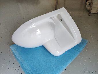 Závesné WC ALCA - 4