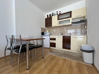 2-izb. byt/apartmán v Podhájskej približne 550m od kúpaliska - 4