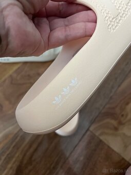 adilette ayoon - 4