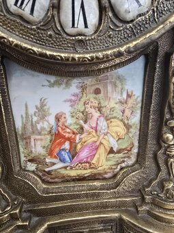 Krasne bronzove krbove hodiny...cislo 17 - 4