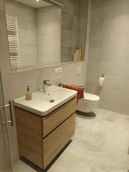 PRENAJMEM nový 2-izbový byt v centre - 4