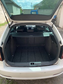 ŠKODA OCTAVIA 2 RS - 4