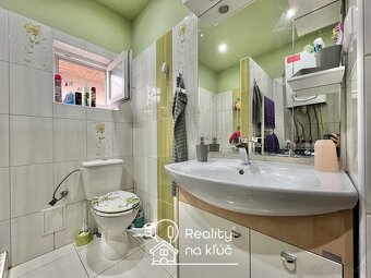 Na predaj dva rodinné domy nachádzajúce sa na jednom pozemku - 4