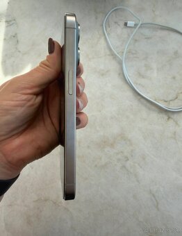 iPhone 15 Pro 256 GB – titanium - 4