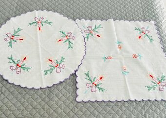 Ručne vyšívané obrusy - 4