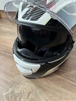 Prilba na motorku - 4