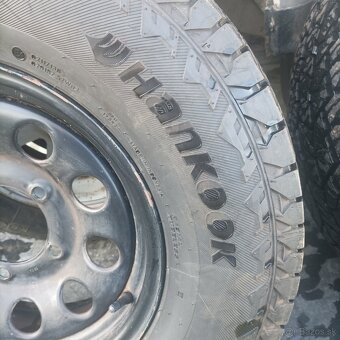 215/80R15  Suzuki - 4