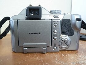 Panasonic Lumix DMC-FZ30 - 4