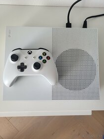 Xbox One S + Kinect - 4