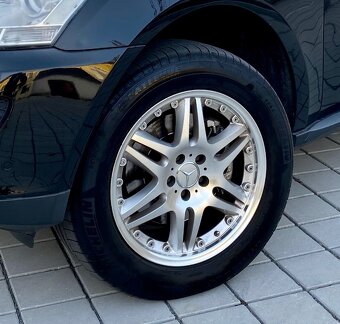 Mercedes R18 5x112 255/55/18 Michelin letne - 4