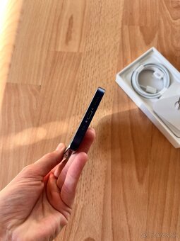 iPhone 12 mini 128 GB – nefunkčná polovica displeja - 4