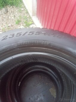 Predám 4ks letné pneu.235/55R18 Pirelli dezen 5,4mm - 4
