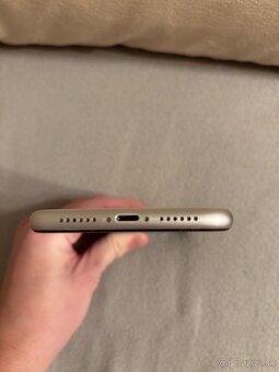 Predám iPhone 11, 64gb white - 4