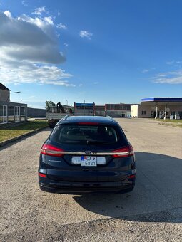 Ford Mondeo Combi 1.5 benzin - 4