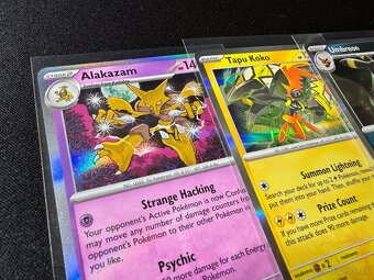 Pokemón MEGA balík (E): 100ks kariet v obaloch s V + darčeky - 4