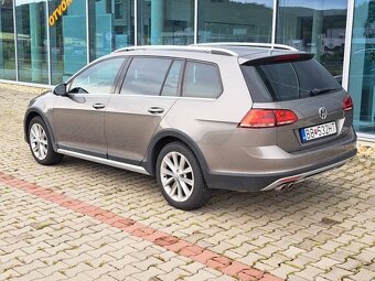 VW Golf Variant 4x4 ALLTRACK DSG 2016 - 4