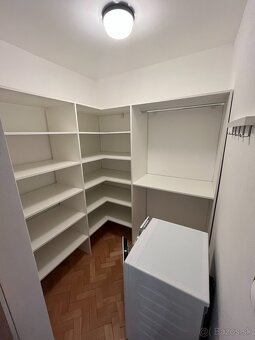 3 izbový byt na prenájom (ulica SNP) - 4