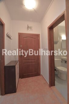 Apartmán 2+kk s balkonem v rezidenčním komplexu s bazénem - 4